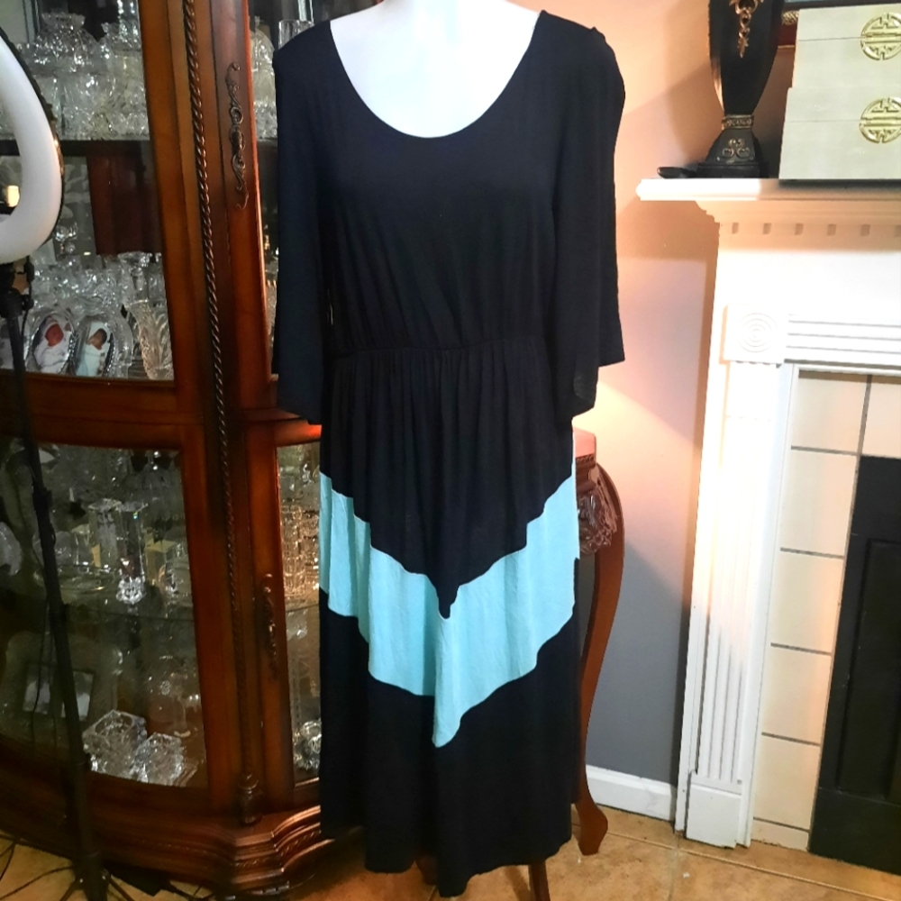 Poliana Plus Dress